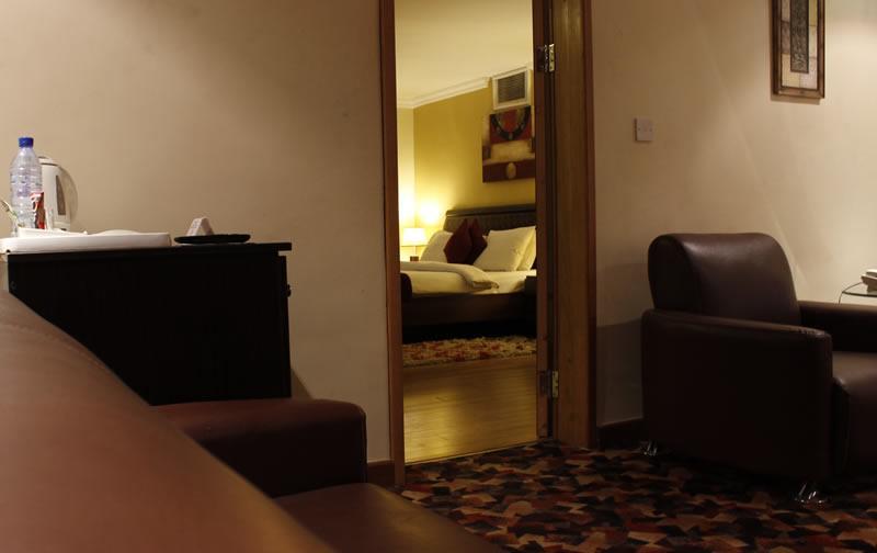 Westown Hotel لاغوس المظهر الخارجي الصورة